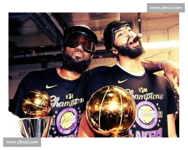 詹姆斯生涯两次替补背后的故事：兄弟情谊与伤病管理的双重见证