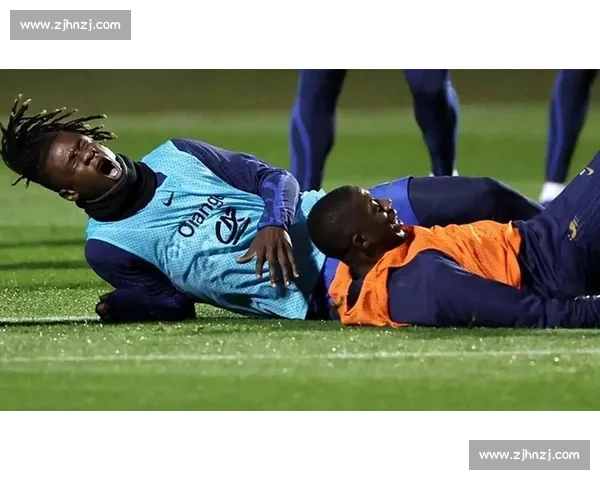 恩怨局秒变温情时刻！登贝莱追星梅西，媒体炒作翻车现场